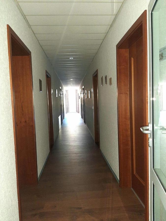 Garni Hotel Maselheimer Hof Buitenkant foto