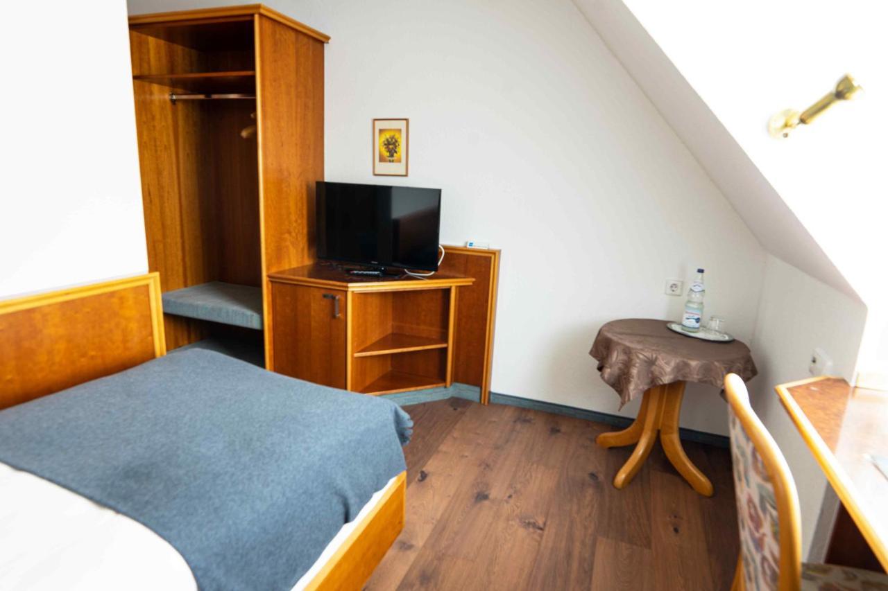 Garni Hotel Maselheimer Hof Buitenkant foto
